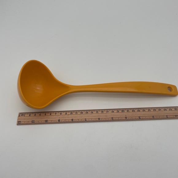Machi Vintage Melamine Yellow Golden Ladle Spoon Plastic Hanging Hole Taiwan - Picture 6 of 6